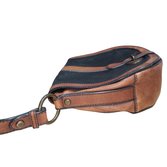 VINTAGE FOSSIL CROSSBODY PURSE TWO TONE COW HIDE LEATHER ADJUSTABLE MAGNETIC - Picture 11 of 17